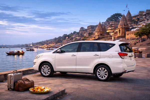 Why Choose Innova Crysta Taxi in Varanasi
